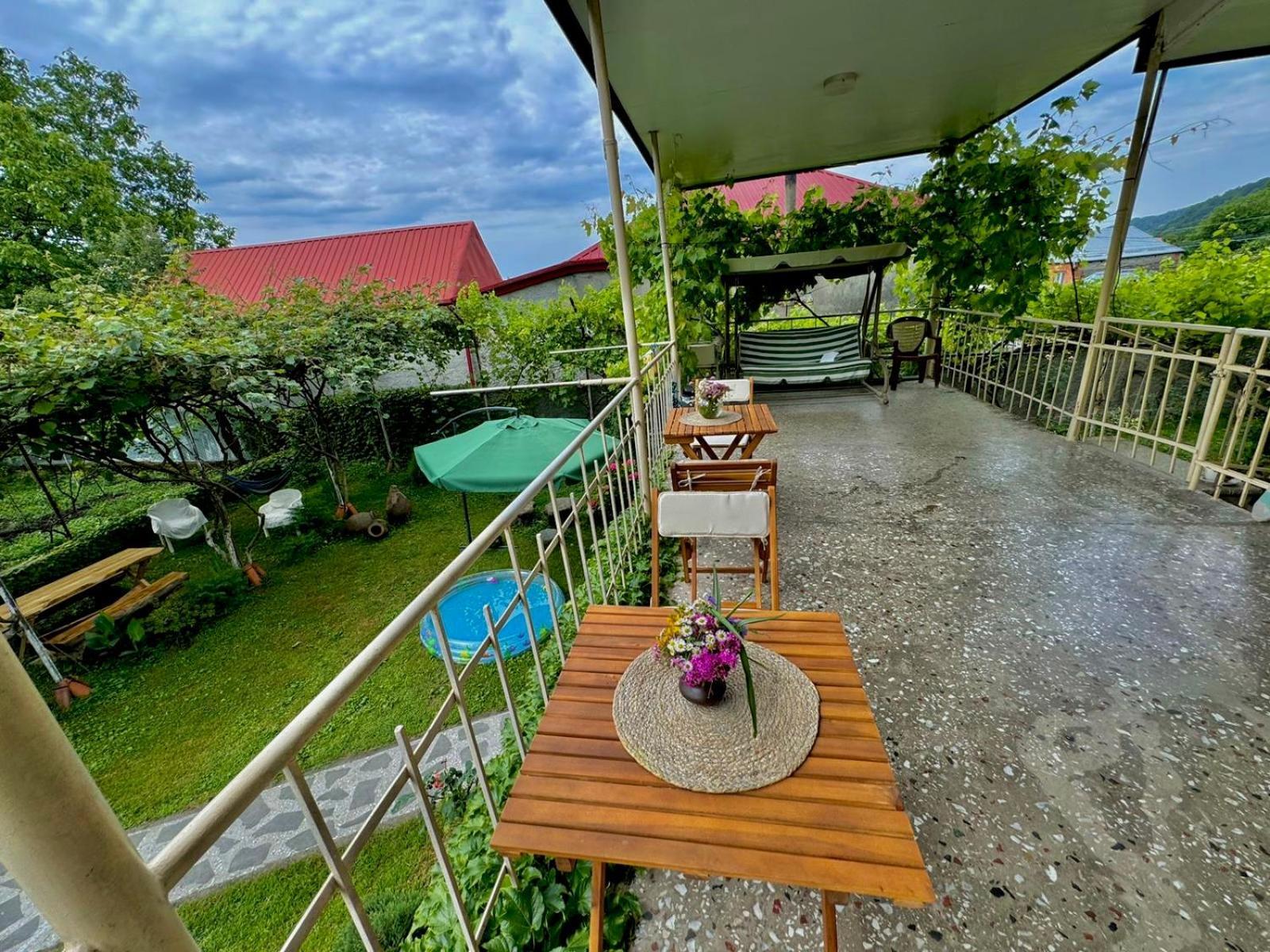 Home Inn-Guesthouse Lagodekhi Esterno foto